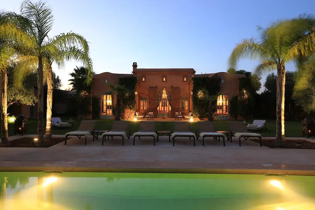 Villa Jannah contacts